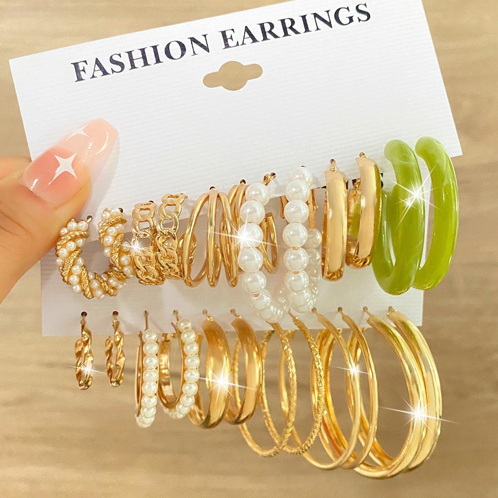 Conjunto de Brincos de Argola na Cor Dourada Metálica da Moda para Mulheres Joias Glamour Vintage de Destaque