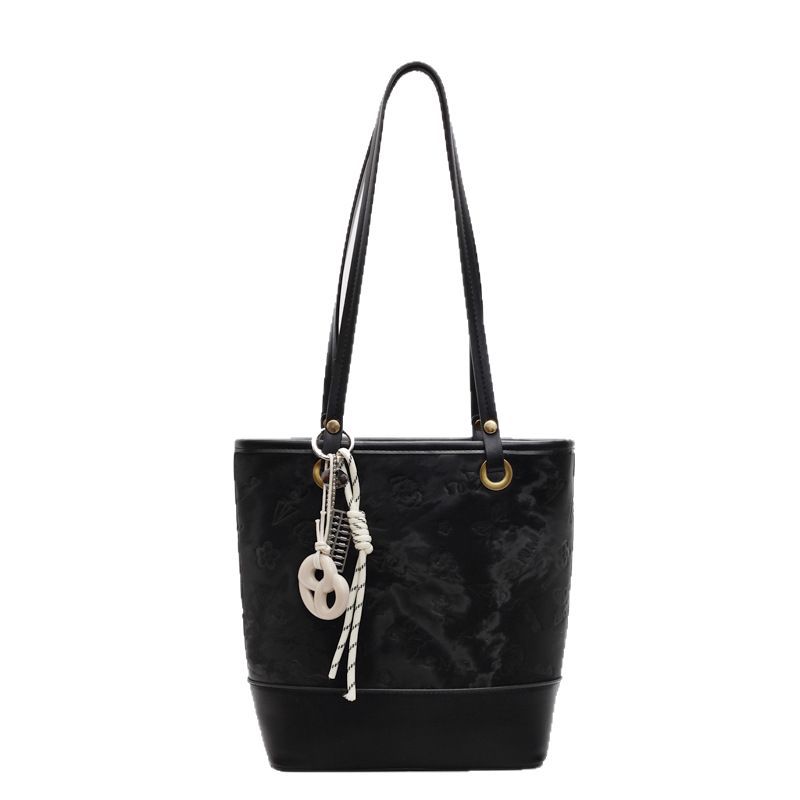 Fashion Shoulder Bag Women's New Commuter Bag Large Capacity Handbag