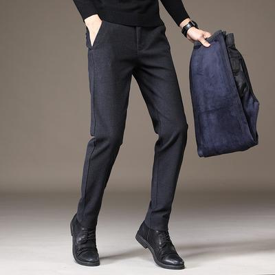 Unterteile – Hosen & Kniehosen
