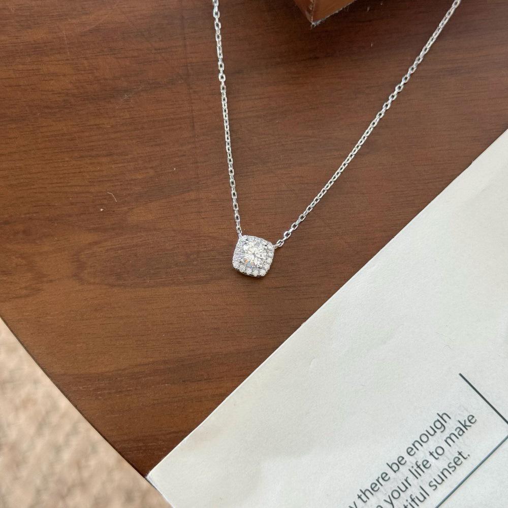 Mo Sang S925 Sterling Silver Necklace with 0.5 Carat D Color Diamond for Women - Elegant Wedding Clavicle Chain