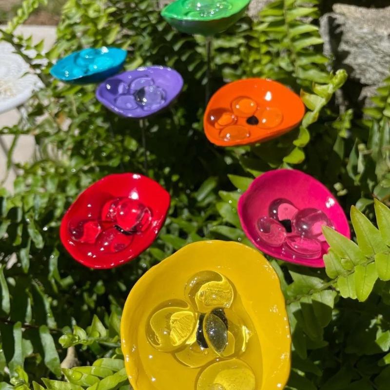Miniature Colorful Bees Watering Cup Garden Stakes Upgraded Bees Watering Station for Outdoor Balconies