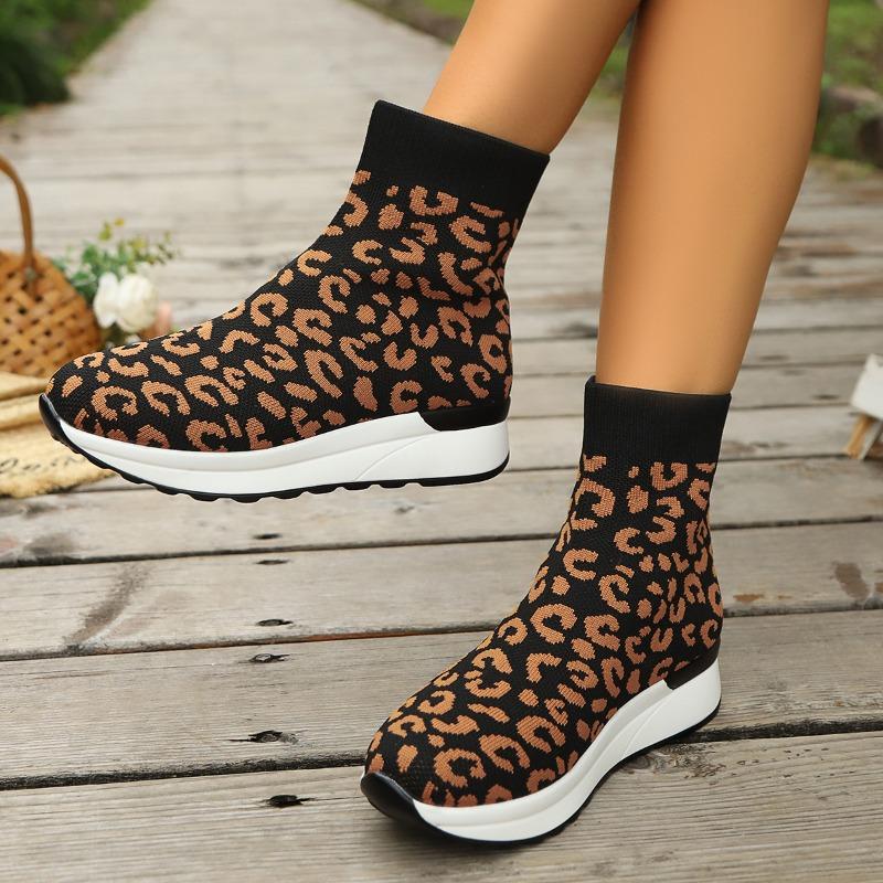 Large size round head knitted short tube leopard print wedge heel platform casual Martin boots women