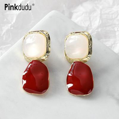 Fashion New Red Irregular Drop Earrings Romantic Vintage Simple White Resin Geometric Earring for Women Jewelry PD1363