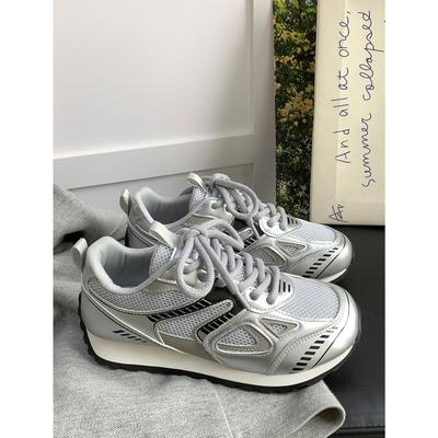 Neues Produkt heißer Verkauf Frühling neu Retro lässige Sportschuhe Mesh atmungsaktiv Damenschuhe 2386