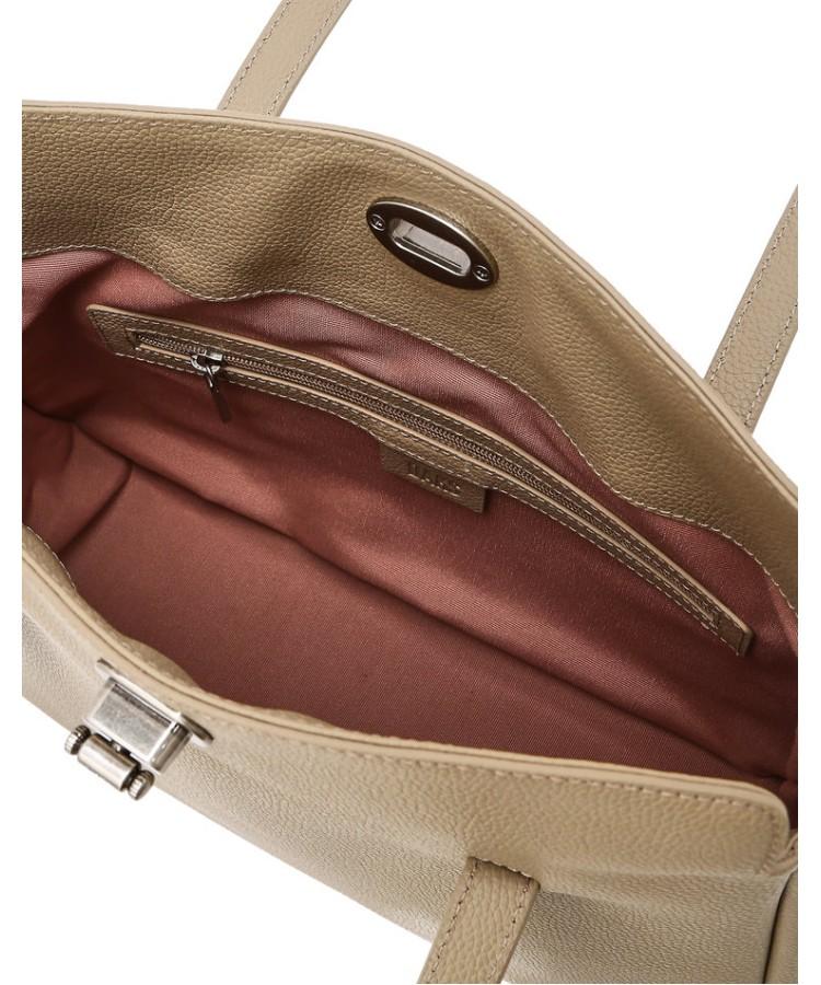 Daks Womens Accessories Taupe O Lock-Detailed Flap Shoulder Bag M_Dcba6E951I2
