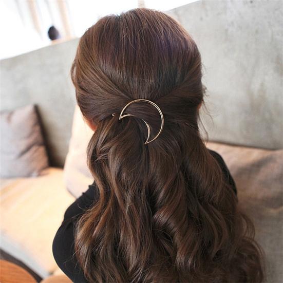 Fashion Alloy Hollow Moon Circle Triangle Bangs Hair Clip Women Hairpin Barrette