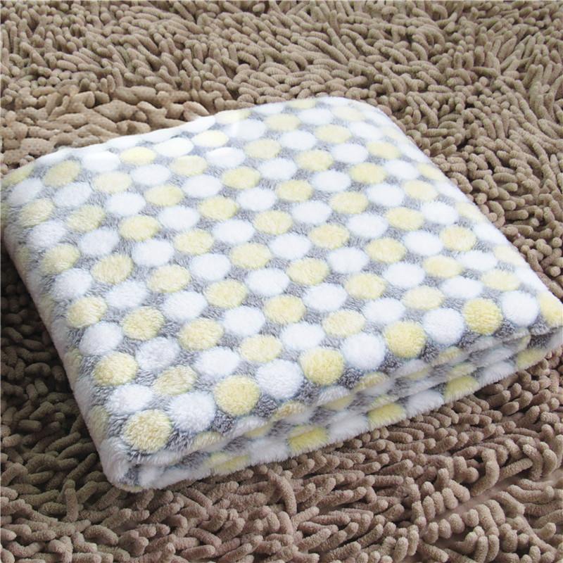 Thick Warm Pet Blanket For Dogs And Cats Soft Plush Fleece Mat Cozy Kennel Pad Pet Bed Cushion Comfortable Pet Furniture Accessory