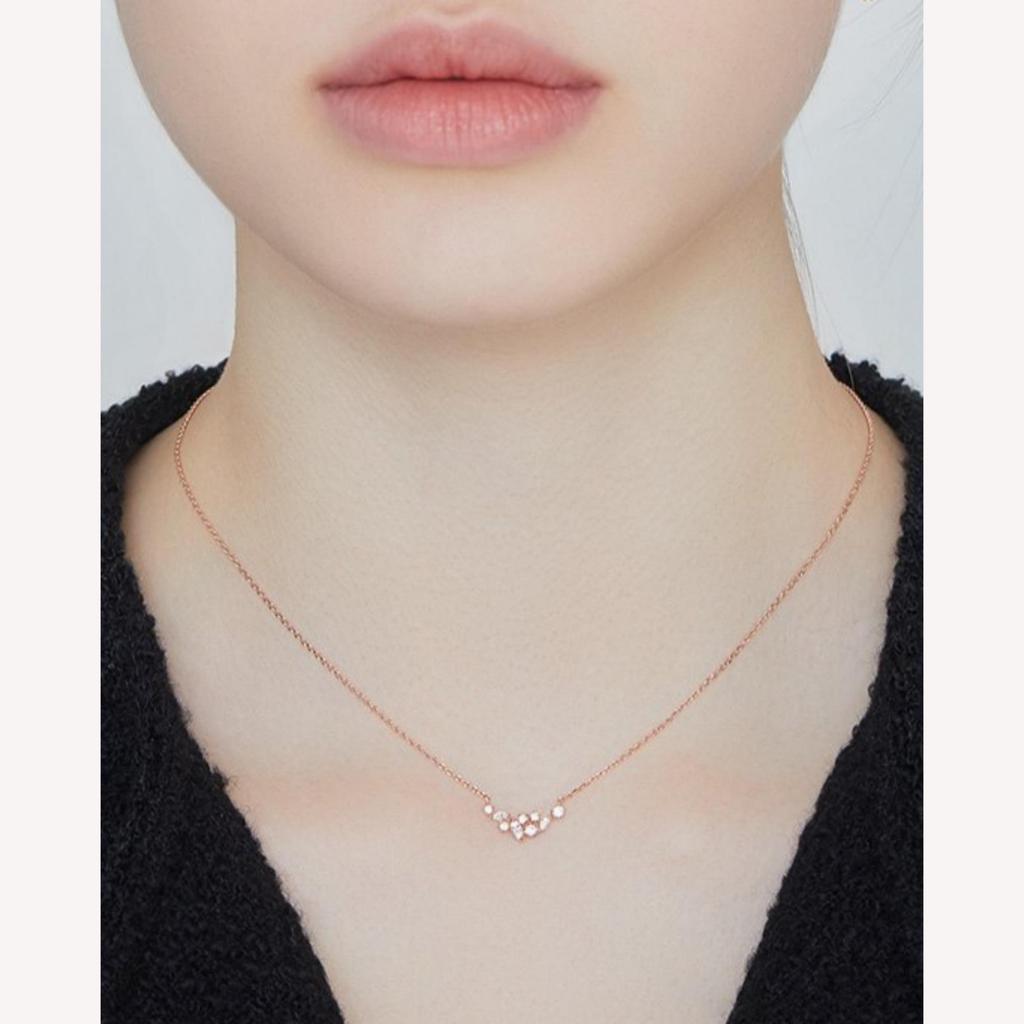 J.ESTINA J Blance Necklace – Minimalist Heart-Inspired Elegance for Women