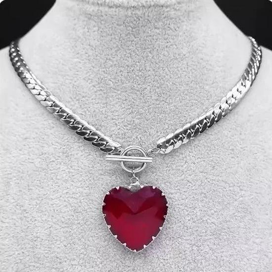

Stainless Steel Red Heart Pendant Necklace with OT Buckle for Women срібний