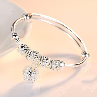 Chic Women Bangle Smooth Silver Color Decoration