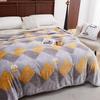 Beigeman Baroque Thickened Velvet Fiber Quilt