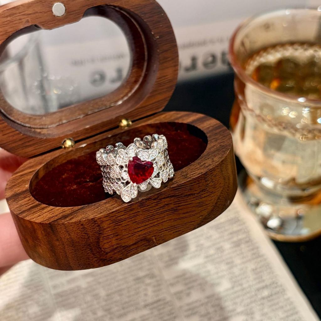 Light Luxury Delicate Pigeon Blood Ruby Ring Hollow Circumference Zircon Niche Personality Fashion Celebrity White Index Finger Ring