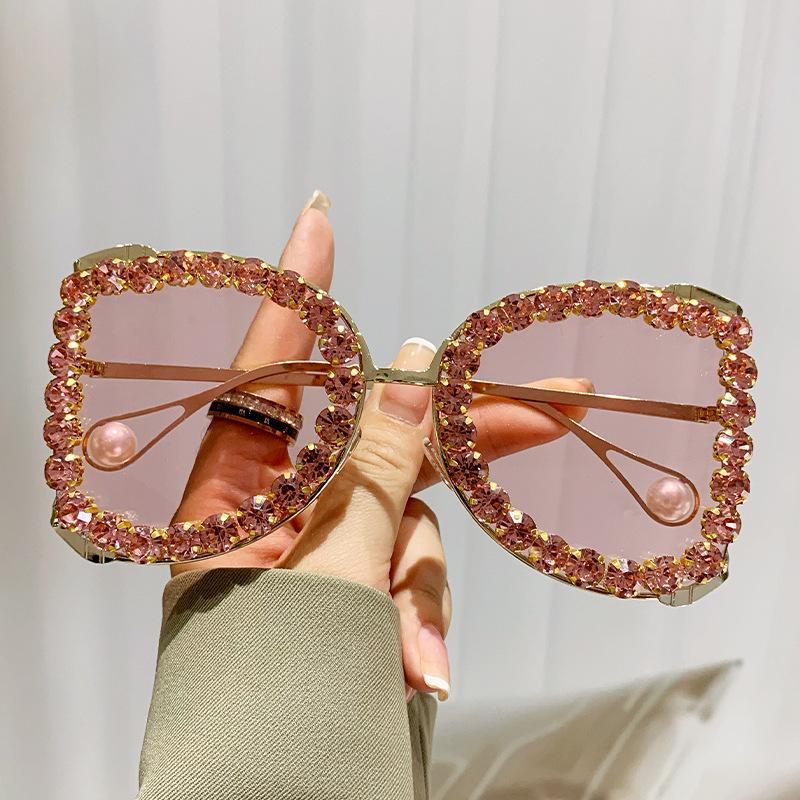 Trendy Oversized Rhinestone Sunglasses with Ocean Lens - European & American Style