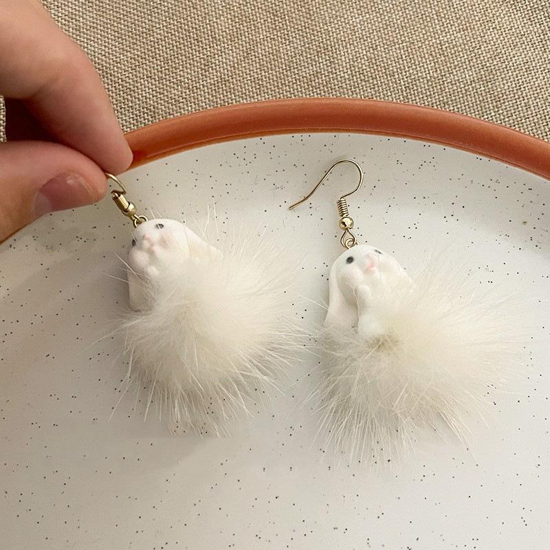 Autumn Winter Easter Earrings for Women Funny Rabbit Hare Carrot Korean Lovely Fashion Fur White Bunny Gift Jewelry Accessories