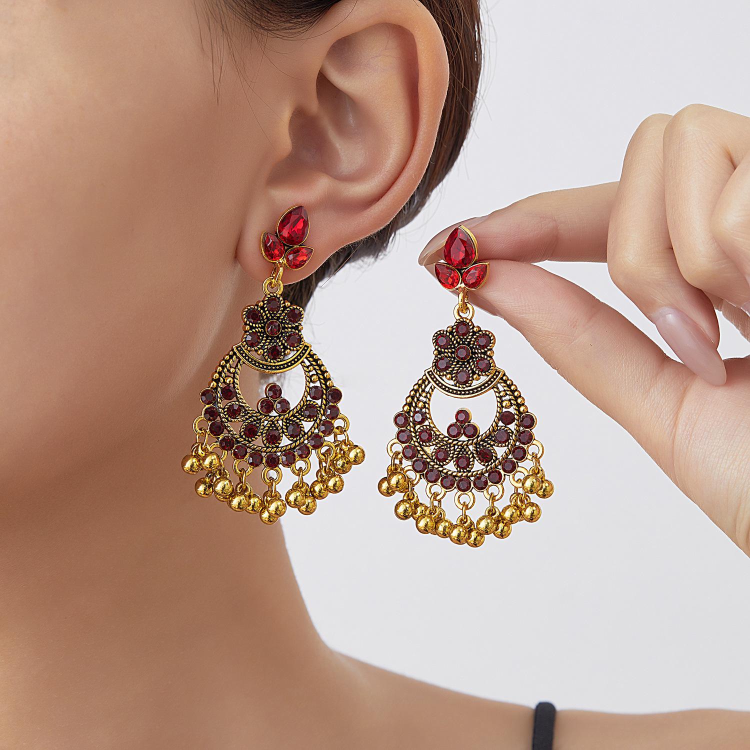 Bohemian Flower Tassel Earrings: Retro Ethnic Style for Women