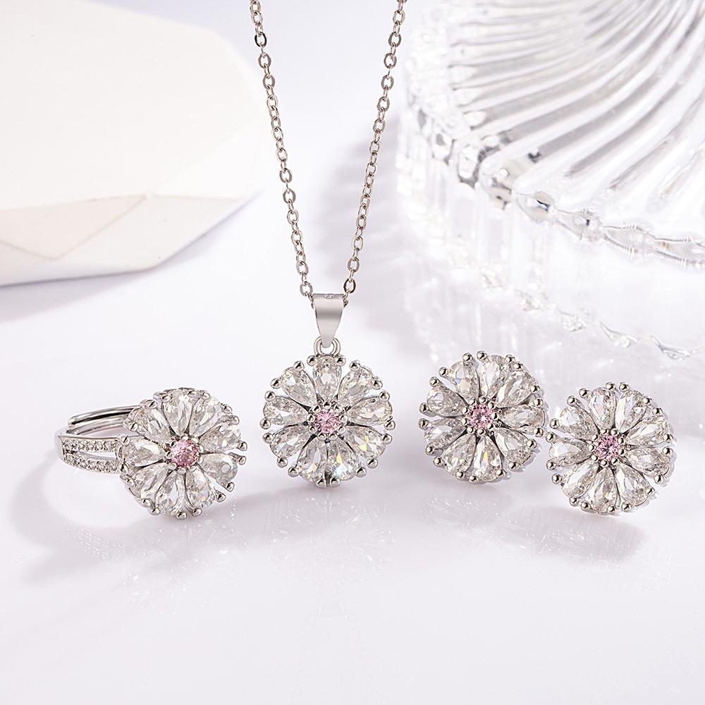 High-End Sunflower Personality Temperament Micro-Inlaid Zircon Small Necklace Jewelry Set