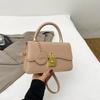Simple retro underarm bag women's new fashion commuter shoulder bag high-end niche versatile messenger bag