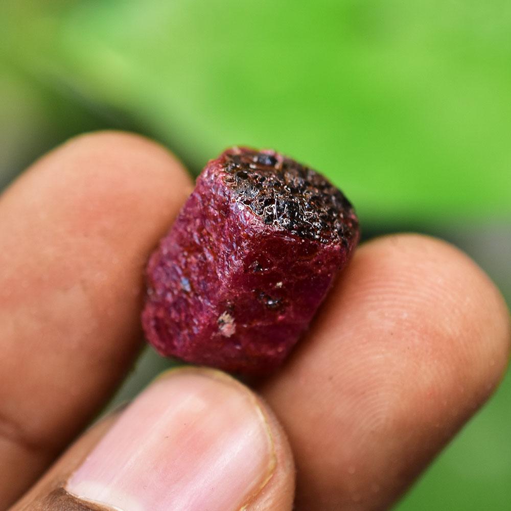 Natural Red Ruby Loose Gemstone 30.55 ct Mozambican Uncut Rough for Collection for Gem Collection