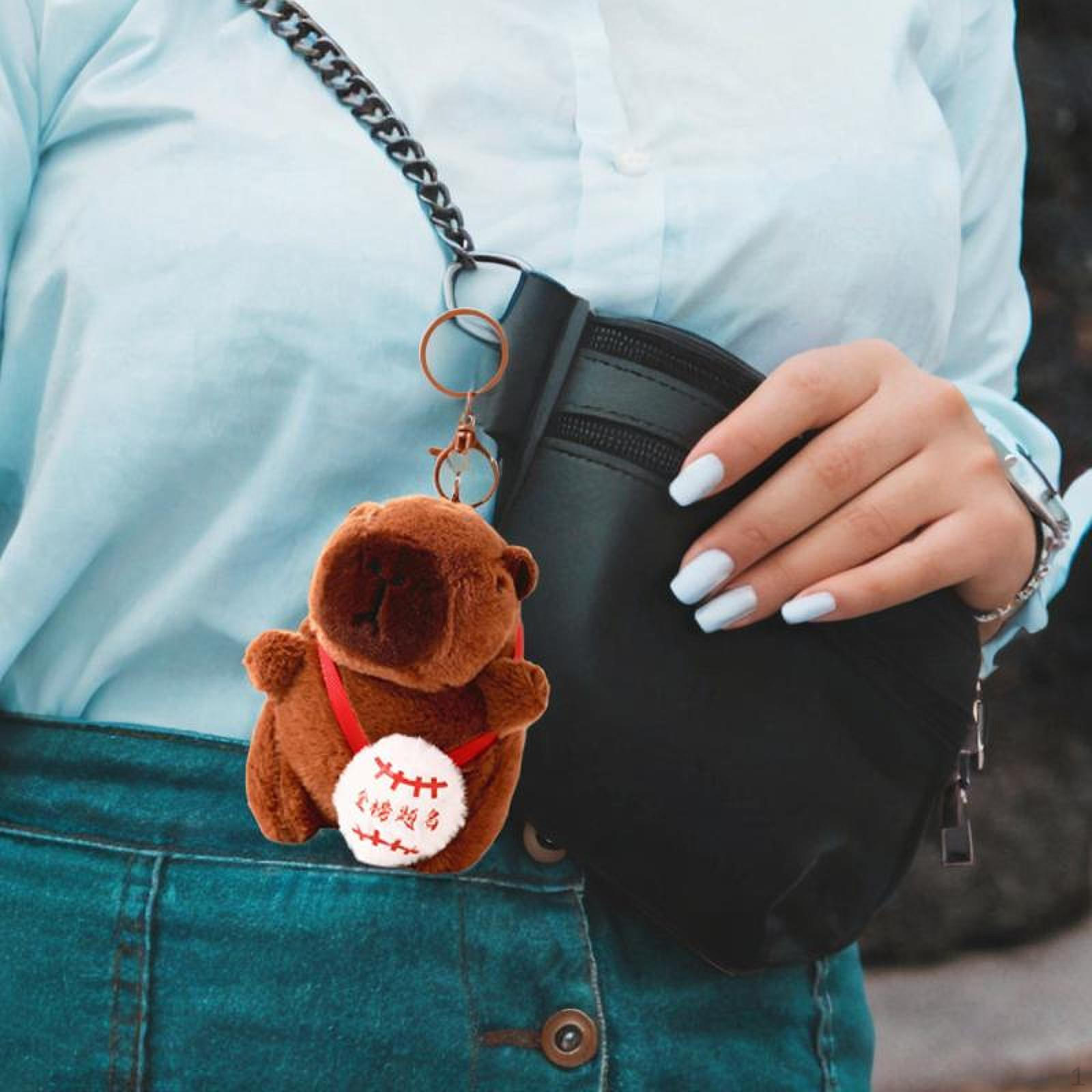 

Плюшевый брелок с подвеской в ​​виде капибары, милые мягкие игрушки капибары для мальчиков и девочек, корзина для взрослых Gold list title