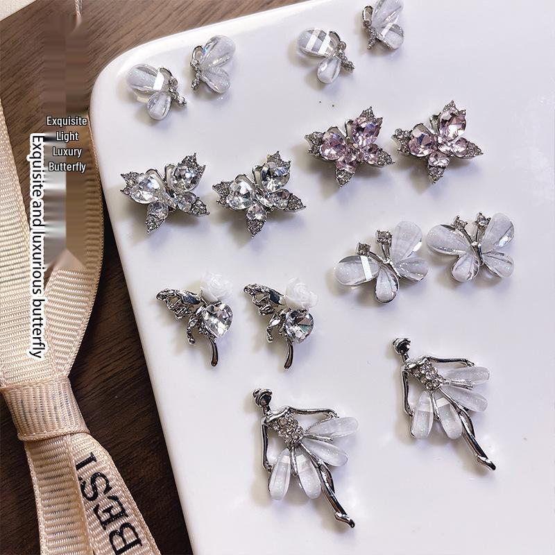 

Luxury Bling Crystal Butterfly Wings Nail Art Accessories