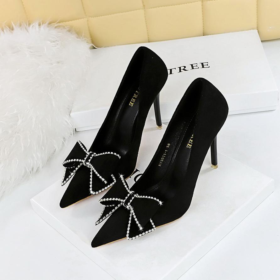 Fashion Rhinestone Bowknot Woman Pumps Suede High Heels Sexy Party Shoes Pointed Stilettos Women Heels Luxury Pumps Large Size 42 43