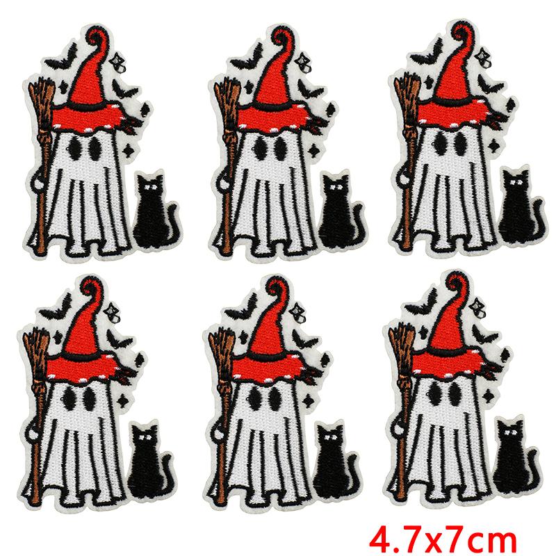 10pcs Wholesale Halloween Series Embroidered Patches For Clothes Jackets Diy Ghost Basketball Iron On Patches For Clothing 