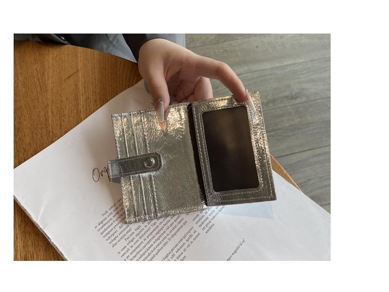 Exquisite 2025 Genuine Leather Women's Anti-Magnetic Card Holder, Slim & High-End Design.