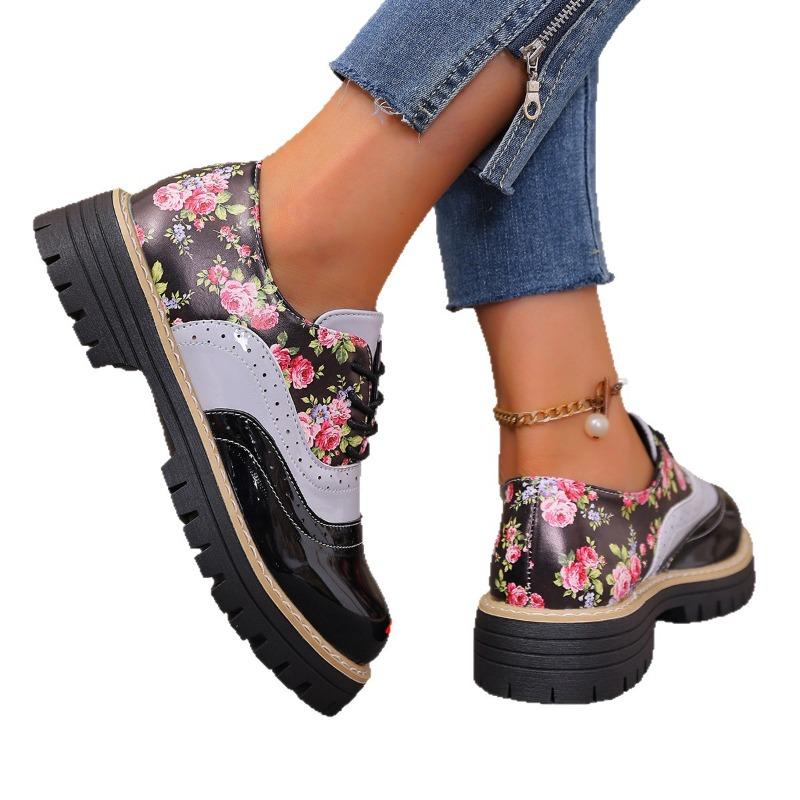 Women's Plus Size Brogue Flats Round Toe Printed Burned Pattern Lace-Up New Spring Autumn