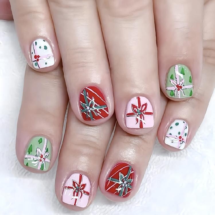 

24Pcs Festive Fake Nail Elegant White Redness Florals Pattern With Shinys Glitters Highlights Square Shape ABS Material Manicure Set 1