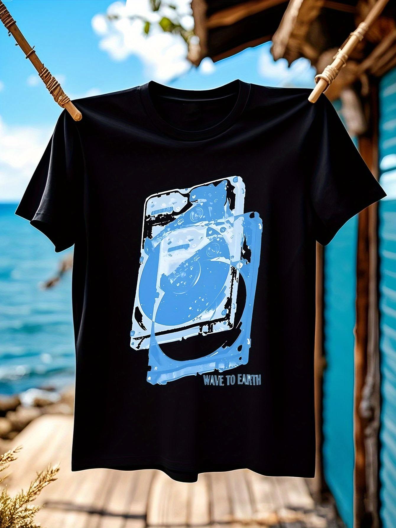 Wave to Earth Graphic Tshirt Graphic Tshirt - Black Short... S
