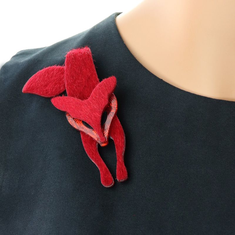 

Vintage French Designer Classic Fox Ornament Default