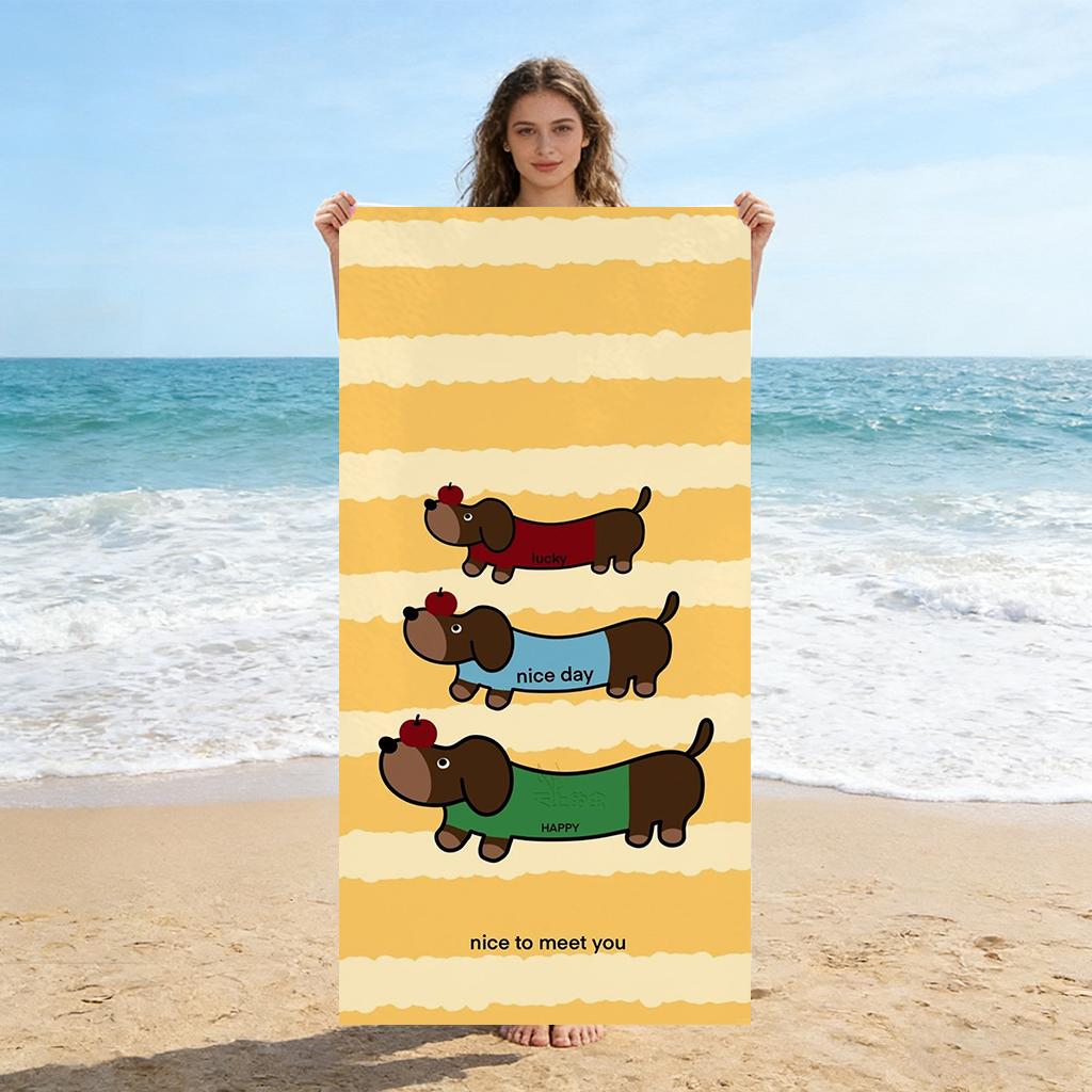 Cute Dachshund Dog Beach Towel, Happy Puppy Print Microfiber Towel, Quick Dry Absorbent Towel for Beach, Swimming, Camping 40X60CM