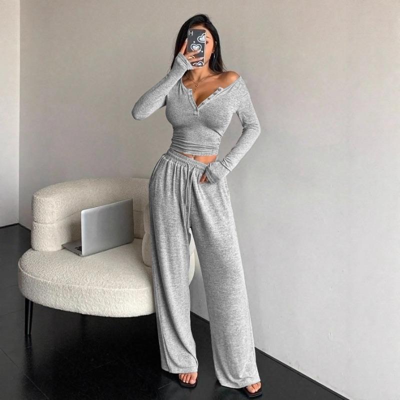Women Sexy Fitted V Neck Long Sleeve Cropped Top Wide Leg Pants Casual Two Piece Set