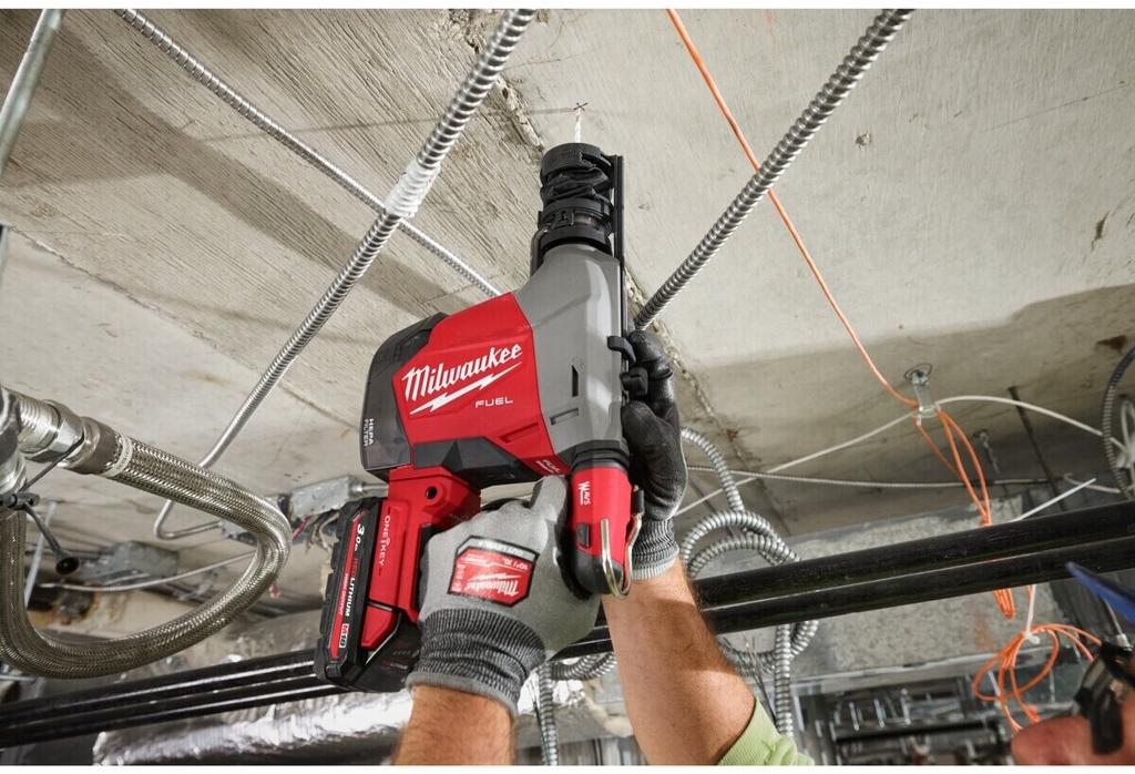 Аккумуляторный комбинированный перфоратор Milwaukee M18FHAFOH16 M18FHAFOH16-302X