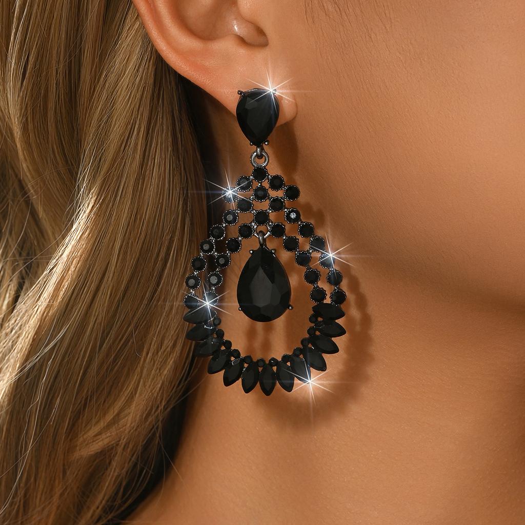 Korean version simple and elegant super sparkling naked diamond droplet shaped multi-color earrings ear accessories