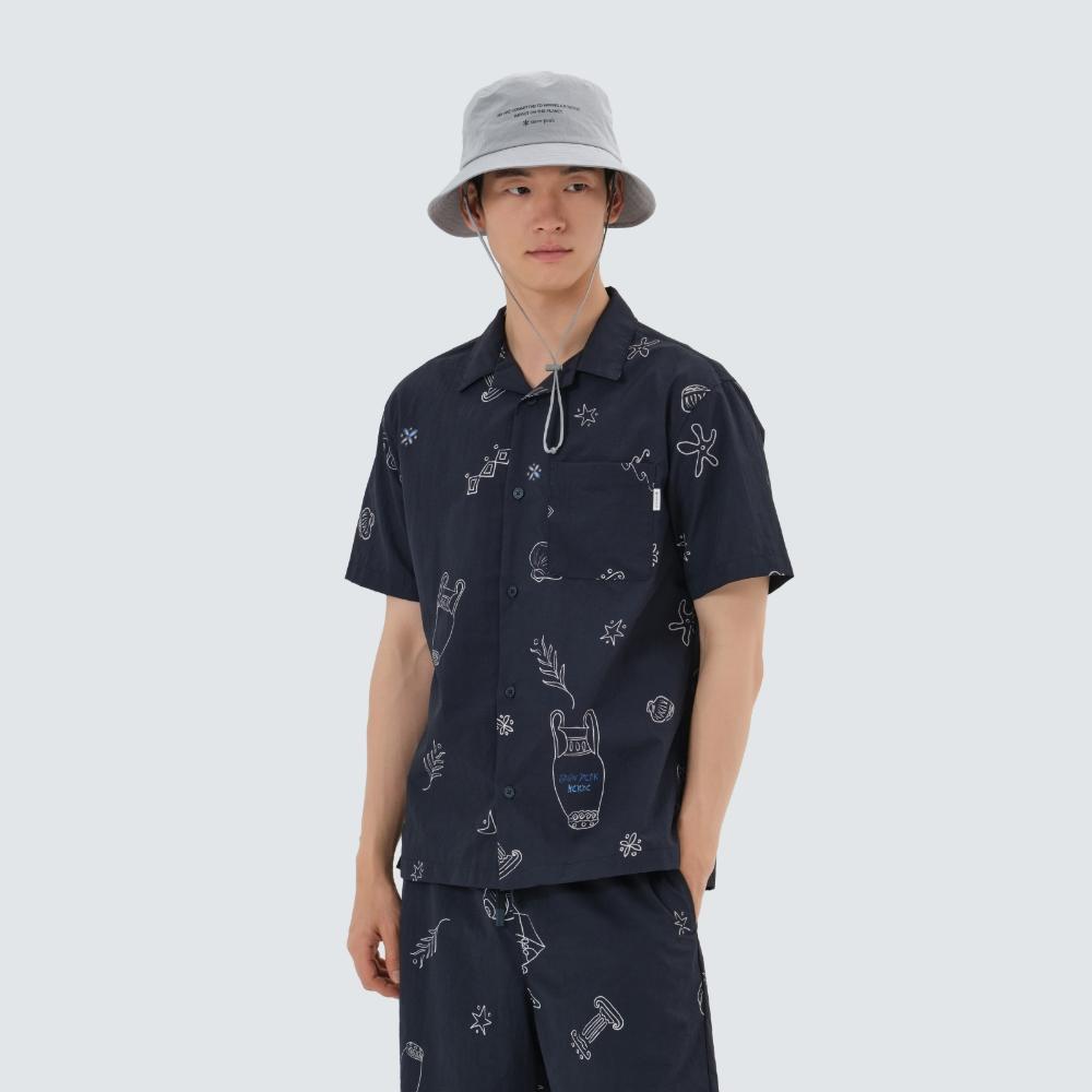 [Snowpeak] [Snow Peak X Hersi] Graphic Short Sleeve Shirt Navy (S25MMWSH38) 95
