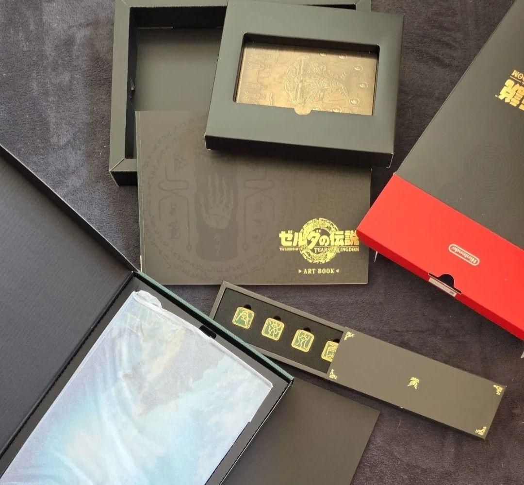 

[Б/У] Набор коллекционера «Книга иллюстраций The Legend of Zelda» (Нет Нетфт, Только Бонус)