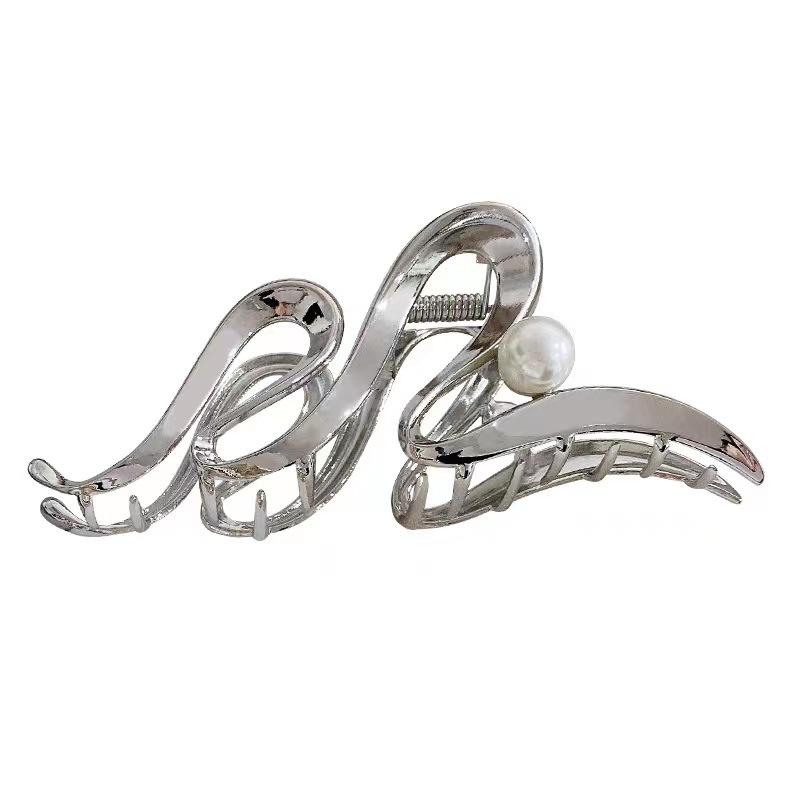 Pearl Wave Grab Clip Niche Design Cold Wind Premium Feeling Hair Clip Headdress Back of the Head Plate Hair Metal Shark Clip
