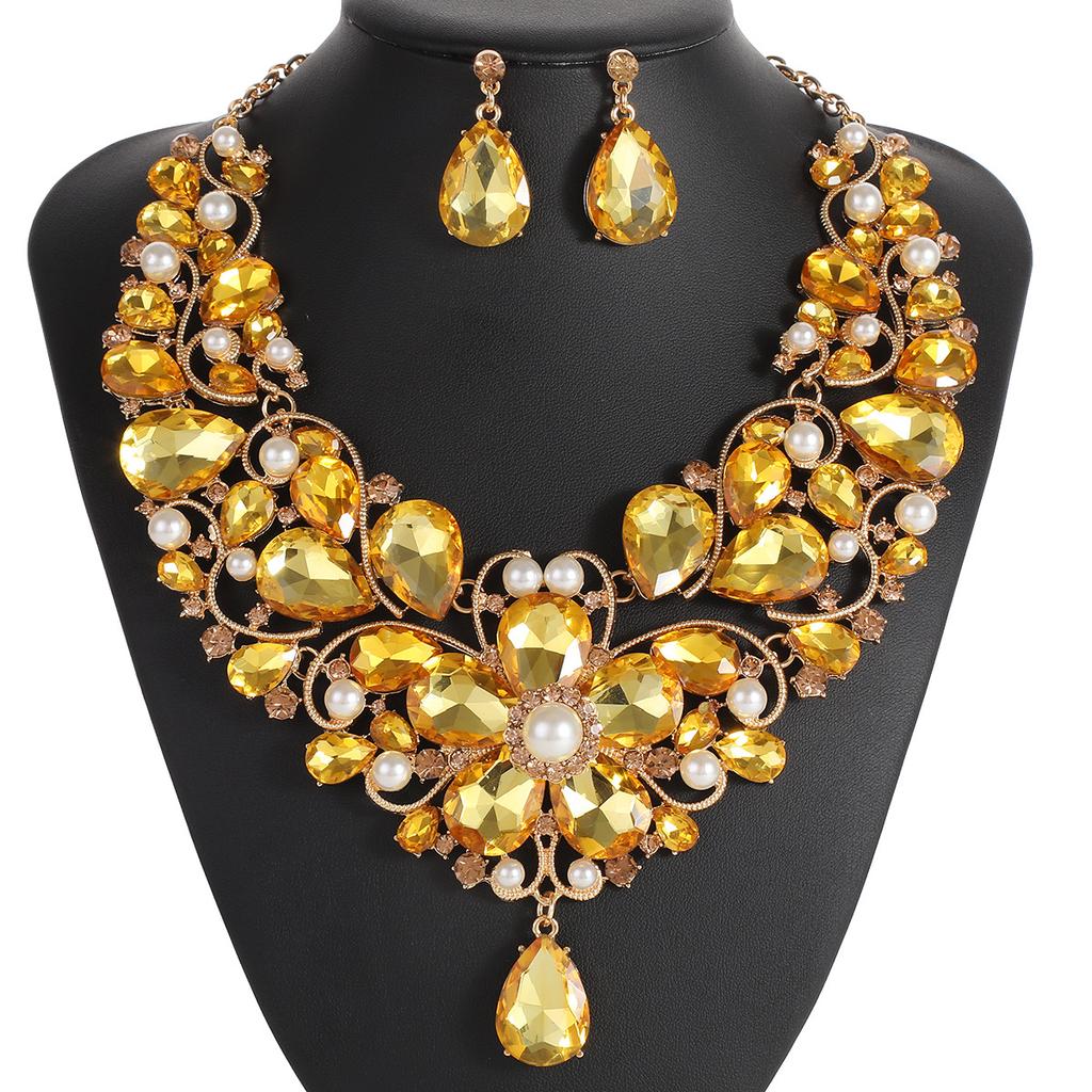 Accessoires de Mariée Européens et Américains Ensemble de Colliers Exagérés Bijoux en Cristal de Luxe pour Femme Accessoires de Robe de Banquet