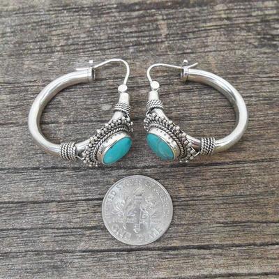 Yousheng 1 Pair Unique Carved Oval Piercing Hoop Earrings Blue Turquoise Bohemia Retro Earrings Jewelry Accessories