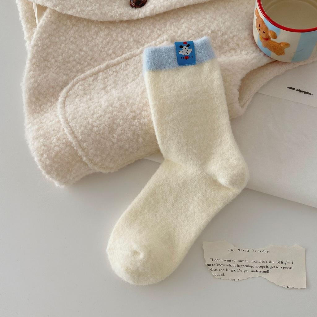 Soft Waxy Australian Fleece Socks, Puppy Hairball Cloth Label Medium Tube Ball Fleece Thickened Warm Medium Tube Socks