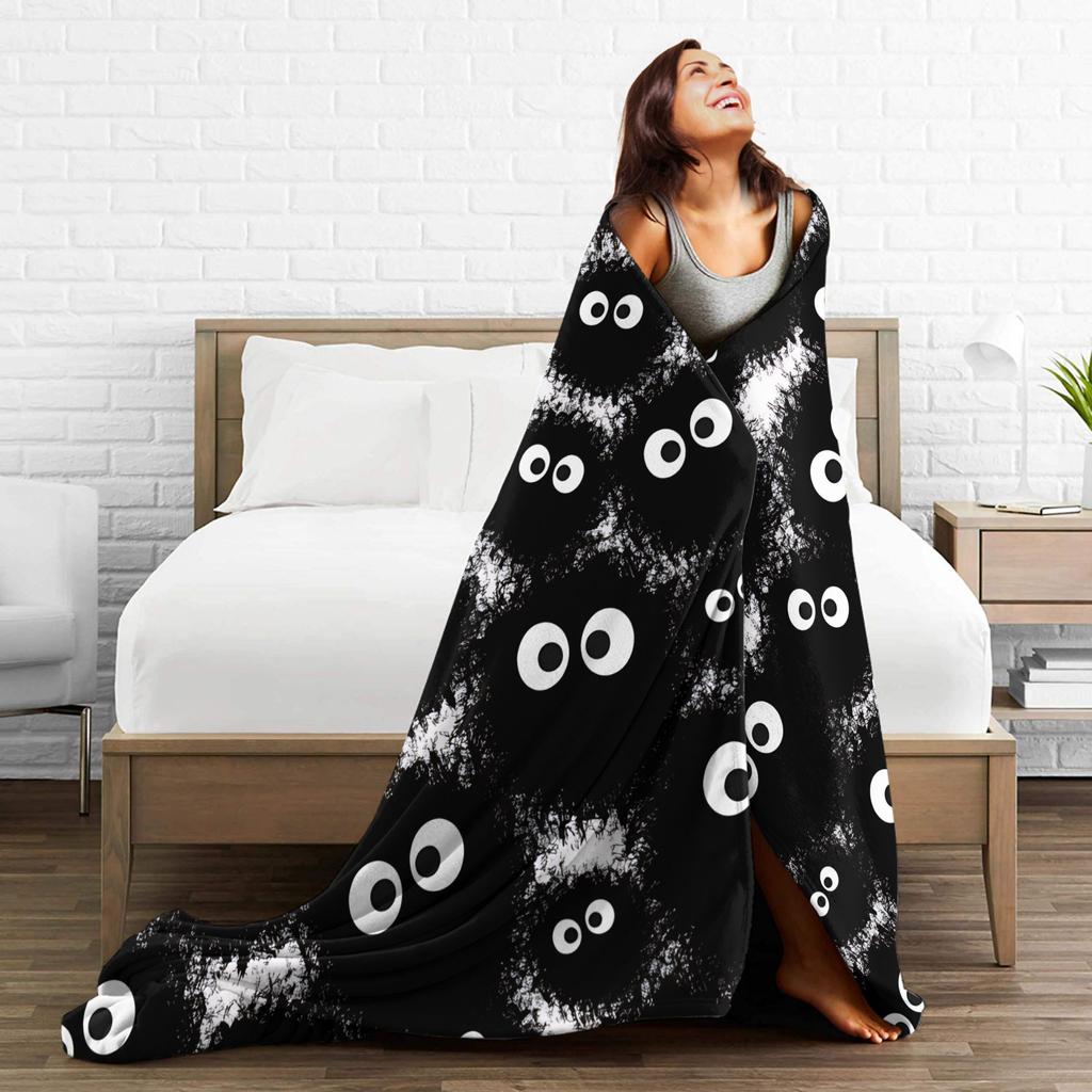 Susuwatari  Soot Sprites  Plush Blanket Students  Flannel Throw Blanket For Outdoor Soft Warm Design Quality Bedspread Gift Idea