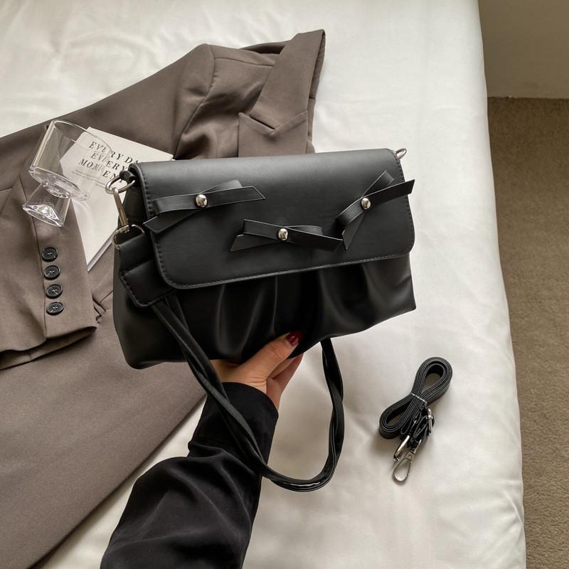 Trendy Spacious Fashion Crossbody Bag For Women 2024 Stylish Pu Leather Shoulder Bag