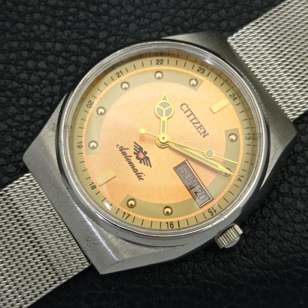 JAPAN VINTAGE CITIZEN AUTOMATIC 8200 MENS GOLDEN COLOR DIAL WATCH a702126-5 R208-a702126