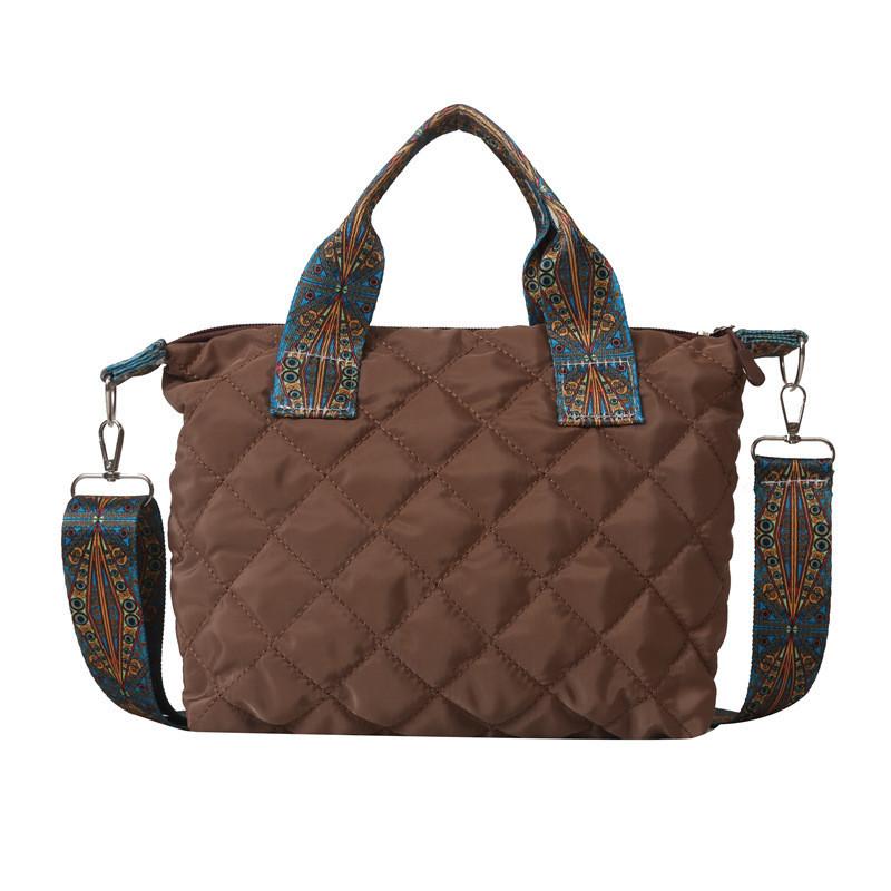 Stylish Winter Embroidered Crossbody Shoulder Bag For Women 2023 Trendy Quilted Handbag