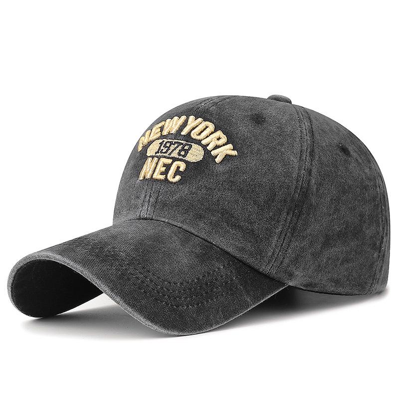 

Korean Style Washed Cotton Baseball Cap - Embroidered Unisex Duckbill Hat for All Seasons Adjustable чорний