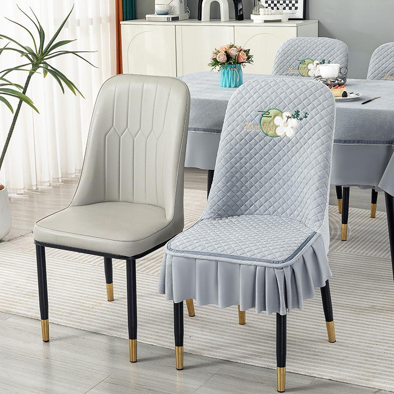 

Чехол на изогнутый стул Чехол на стул Новый стиль Чехол на стул для домашнего обеденного стула Универсальный чехол на сиденье Интегрированный чехол на стул для обеденного стула Чехол на стул 130 * 180cm