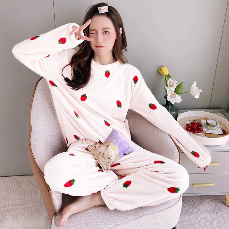 2pcs/Set Women's Coral Velvet Strawberry Padded Thickened Ambient Pajamas Fall and Winter Warm Home Wear Student Pajamas Girls