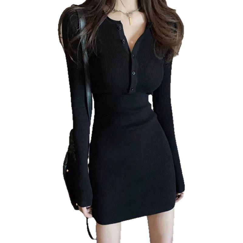 Elegant Black Long-Sleeve Slip Dress: Slim-Fit, Bodycon, Perfect for Spring and Autumn