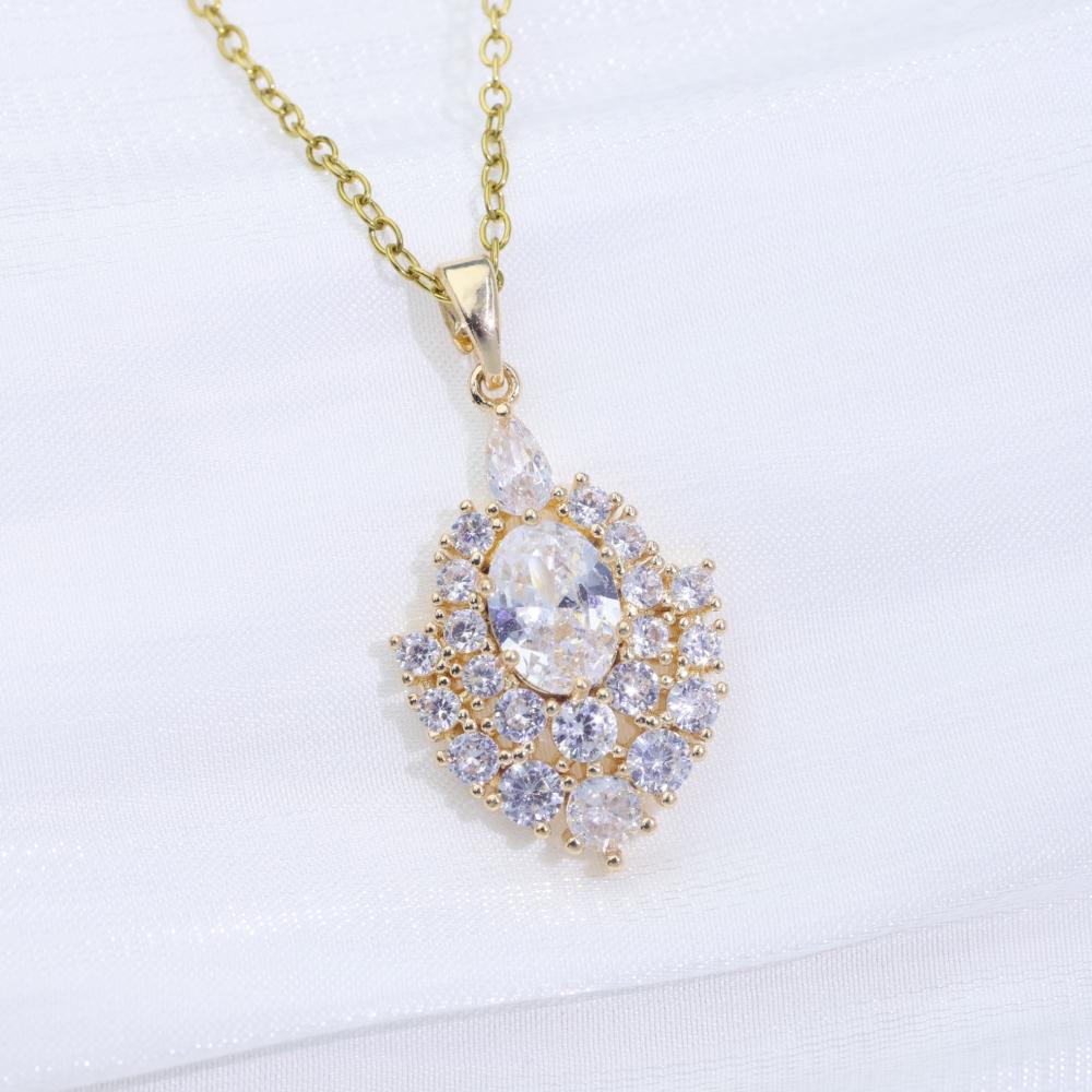 1 Piece Water Drop Shape Zirconia Pendant Necklaces for Women New Fashion Wedding Party Necklace Jewelry Accessories